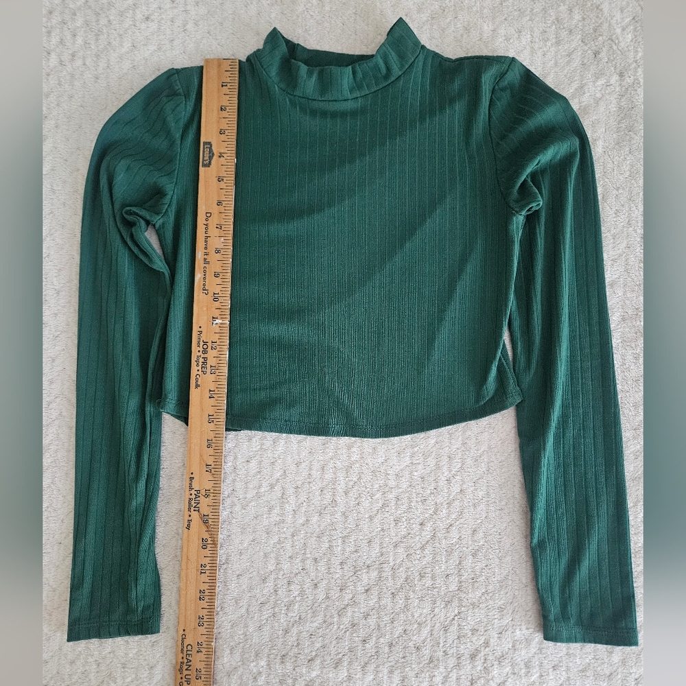 🖤3/$15 Rue21 Crop Top, Size Med - Picture 3 of 7